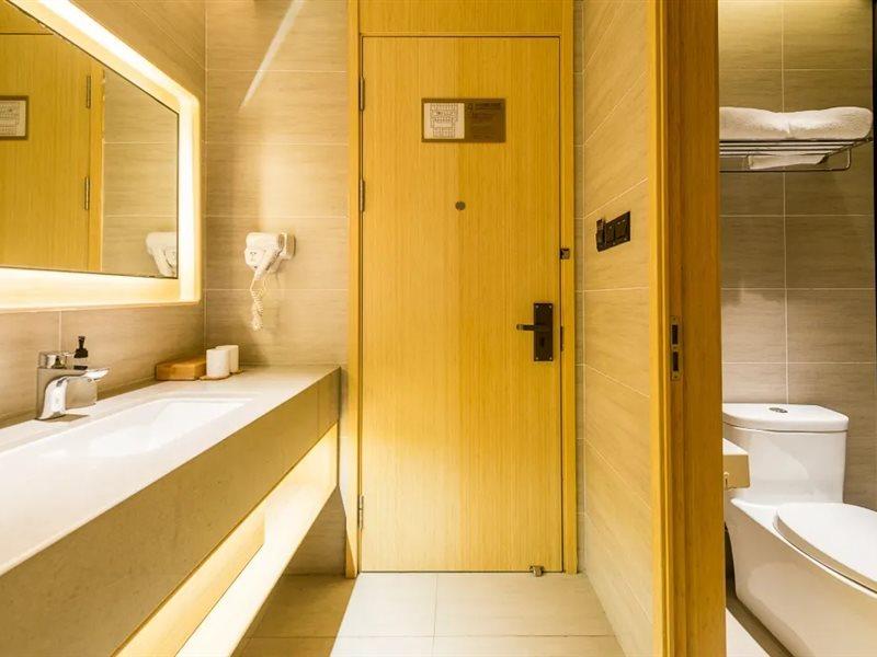 เจไอ โฮเทล เซี่ยงไฮ้ เดอะบันด์ ถนนจิ่วเจียง Hotel ภายนอก รูปภาพ